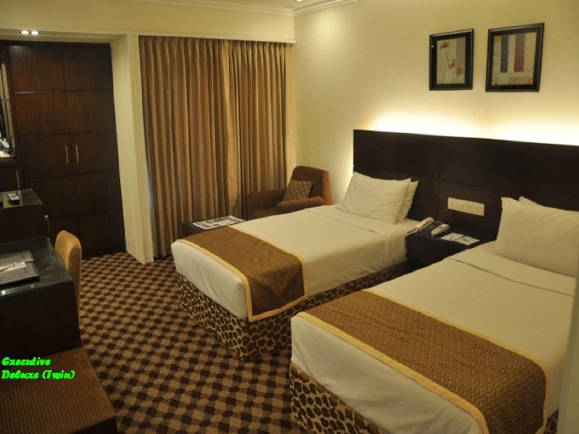 Hotel Agrabad Chittagong Bagian luar foto