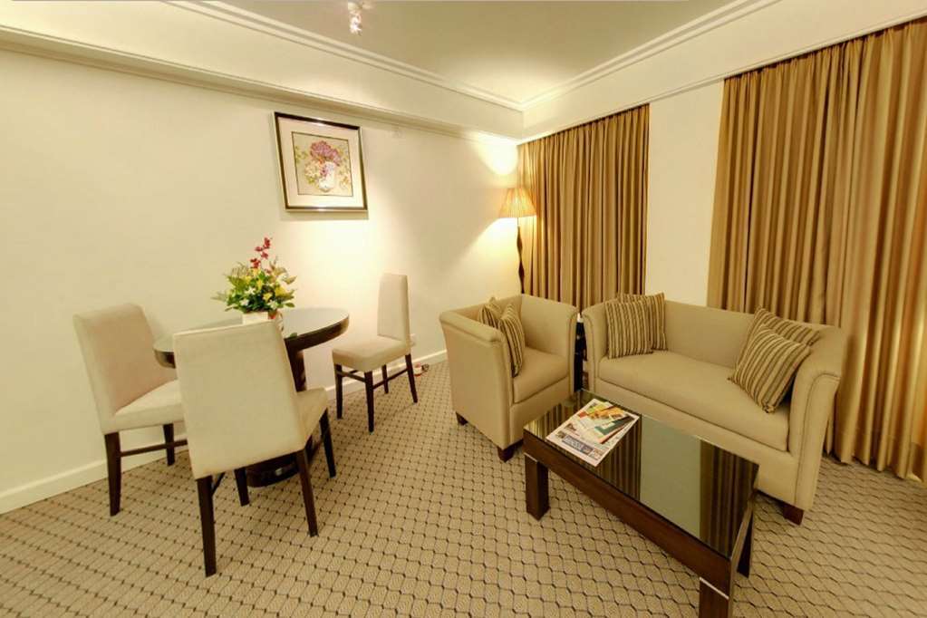 Hotel Agrabad Chittagong Ruang foto