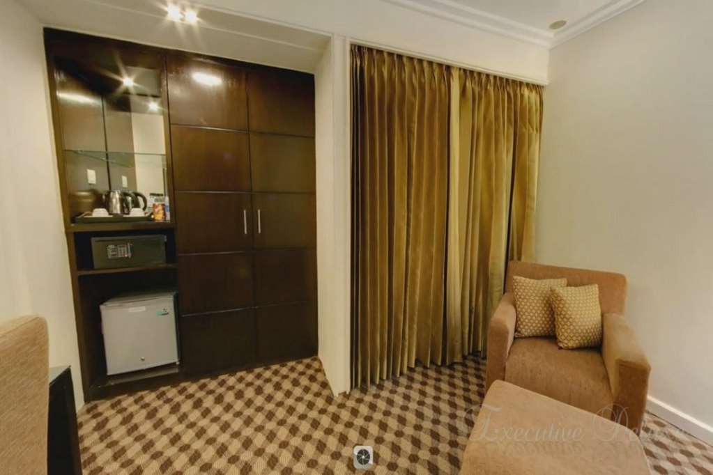Hotel Agrabad Chittagong Ruang foto
